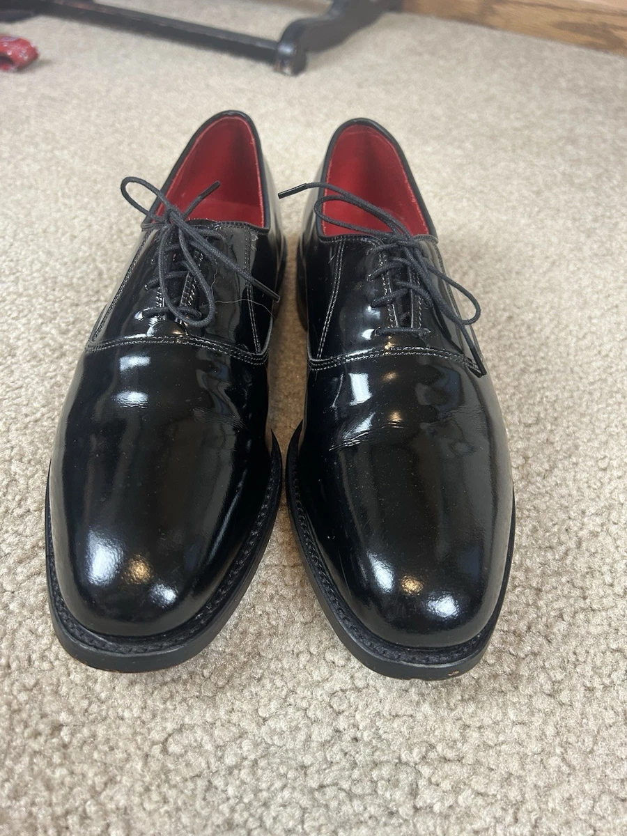 MENS HITCHCOCK BLACK PATENT LEATHER DRESS SHOES SZ 10.5 E Tuxedo Oxfords Black Tuxedo Oxford in Patent Leather | SUITSUPPLY main image 2