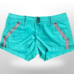Daytrip Capricorn Teal Embroidered Studded Denim shorty Shorts Size 27 boho
