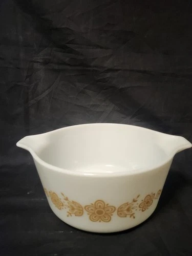 Vintage Pyrex Butterfly Gold # 474-B Cinderella Mixing Bowl 1.5 QT