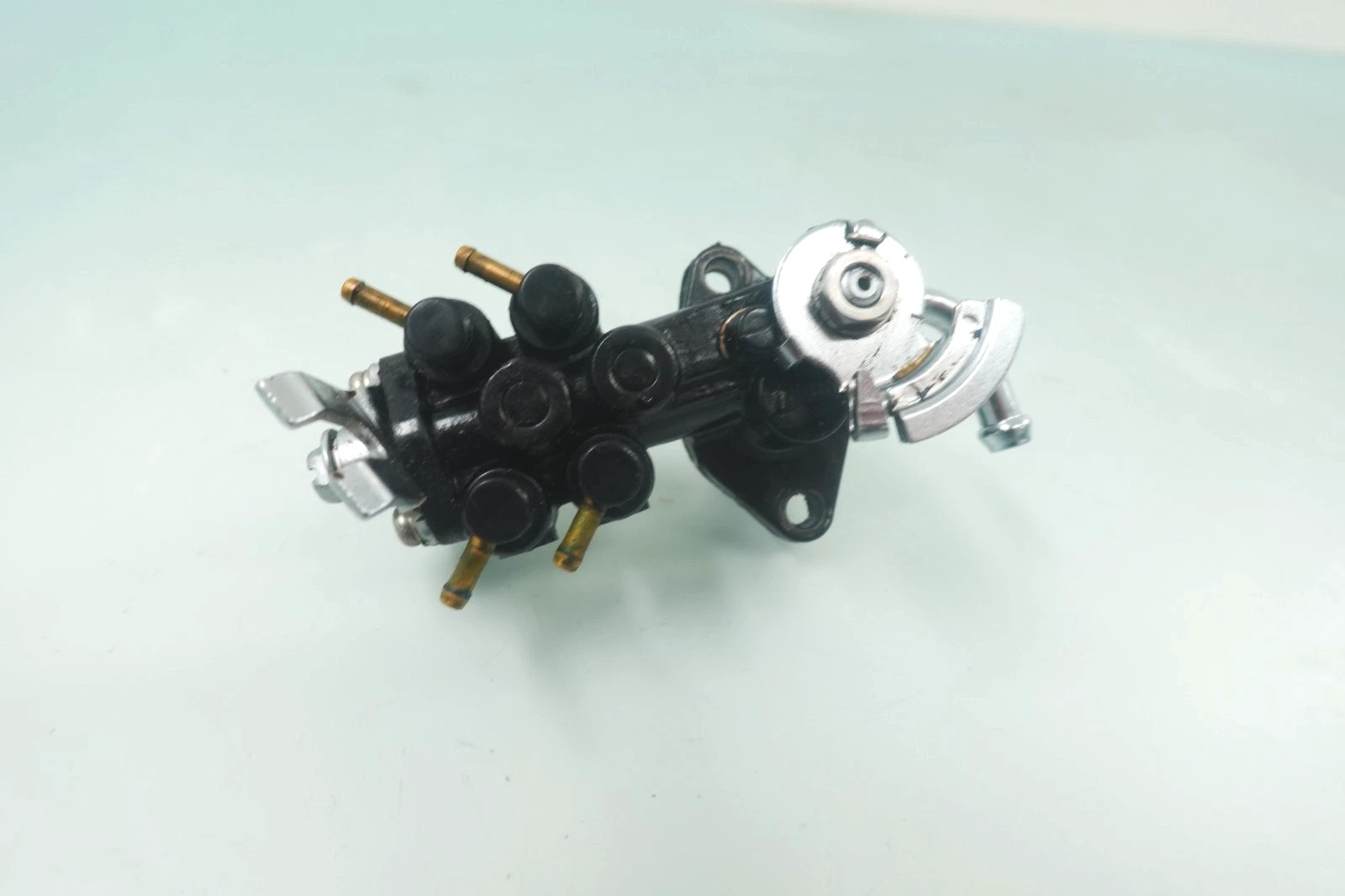 GOOD 1998-2005 Yamaha XLT 800 / GP 800R OEM Oil Pump Ass'y 66E-13200-02-00
