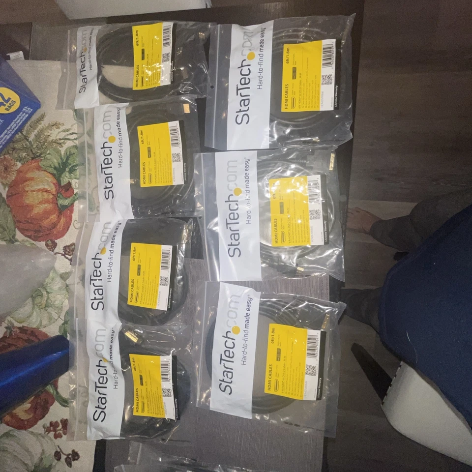 StarTech 6ft HDMI to DVI-D Cable - M/M (HDMIDVIMM6) Male / Male Cable / Adapter - Image 2 of 4