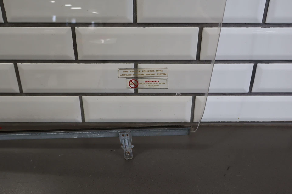 Lexus LX450 96-98 conductor izquierdo puerta delantera ventana cristal solamente Foto 4 de 4