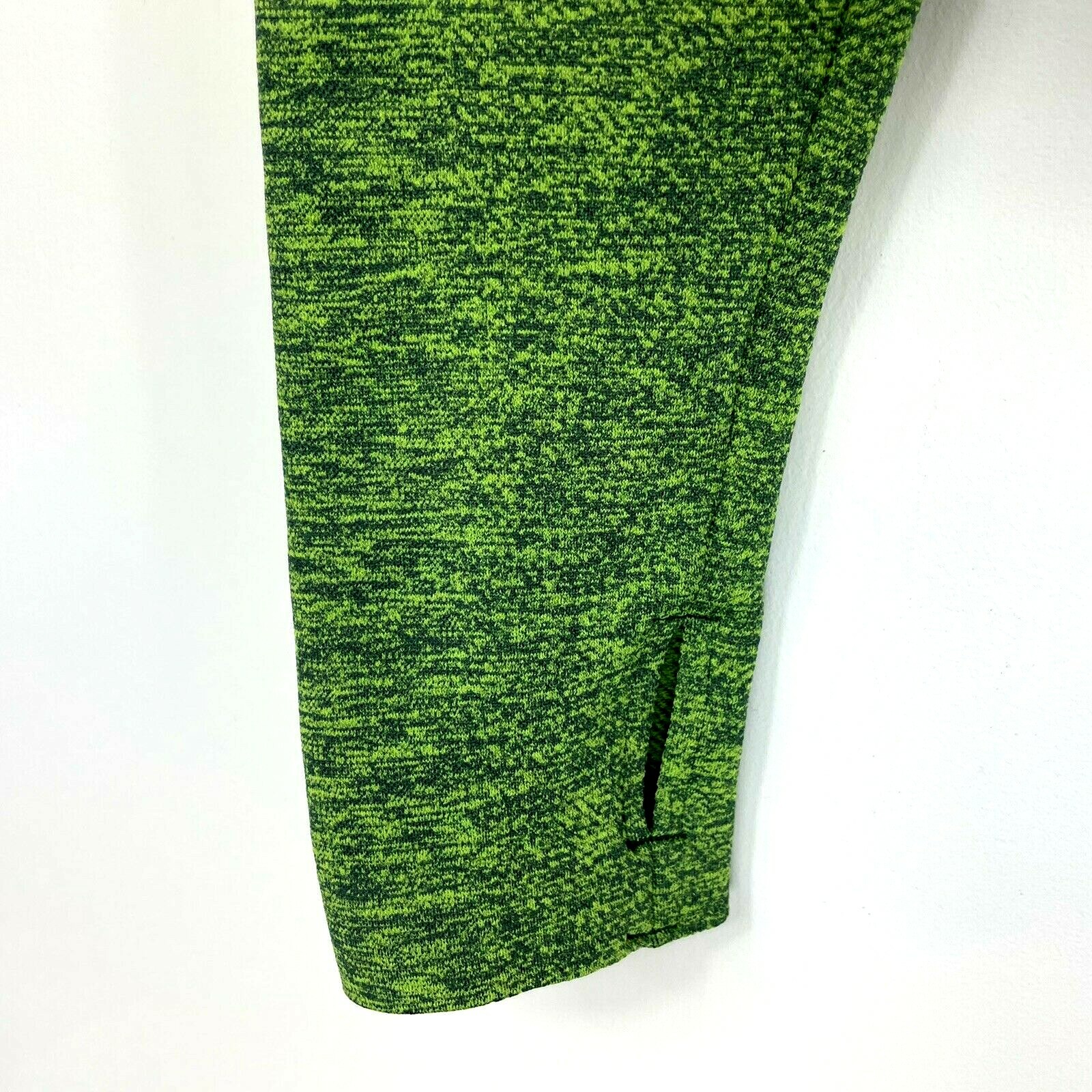 Fabletics Top Size Medium Ribbed Cropped Seamless… - image 3