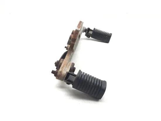 estriberas estriberas derecha izquierda 1981 Kawasaki KZ1100A eje 3195 x Foto 3 de 4