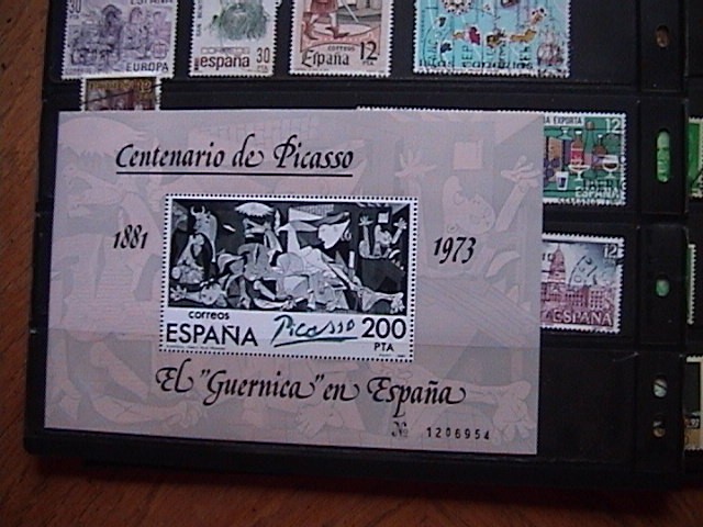 SPAIN - SELECTION OF MINT &  USED STAMPS, LITTLE DUPLICATION