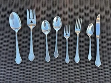 Oneida Ltd WM A Rogers Deluxe Stainless Summer Mist Autumn Glow Mixed Lot 8 PCs