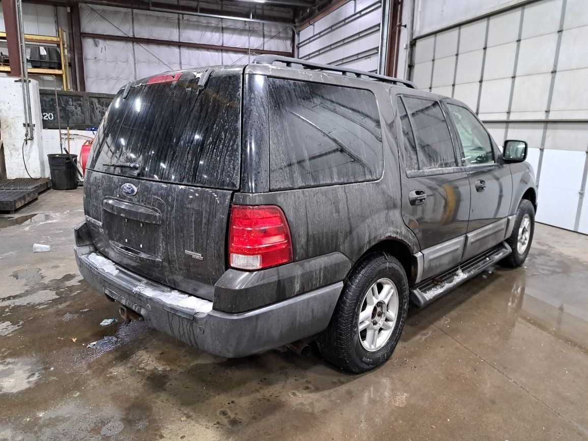 Air Cleaner/Air Filter Housing 2006 Expedition Sku#4303127