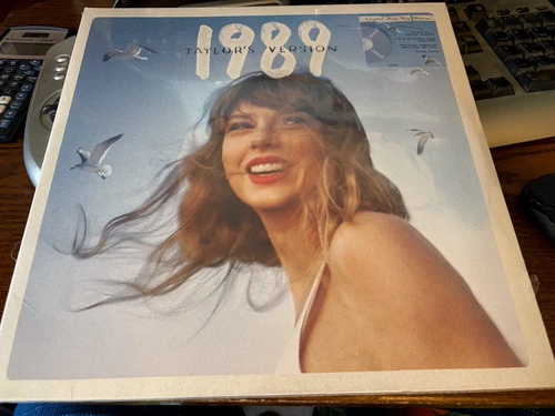 Taylor Swift: 1989 - Taylor's Version, Crystal Skies Blue Vinyl **SEALED** 0625