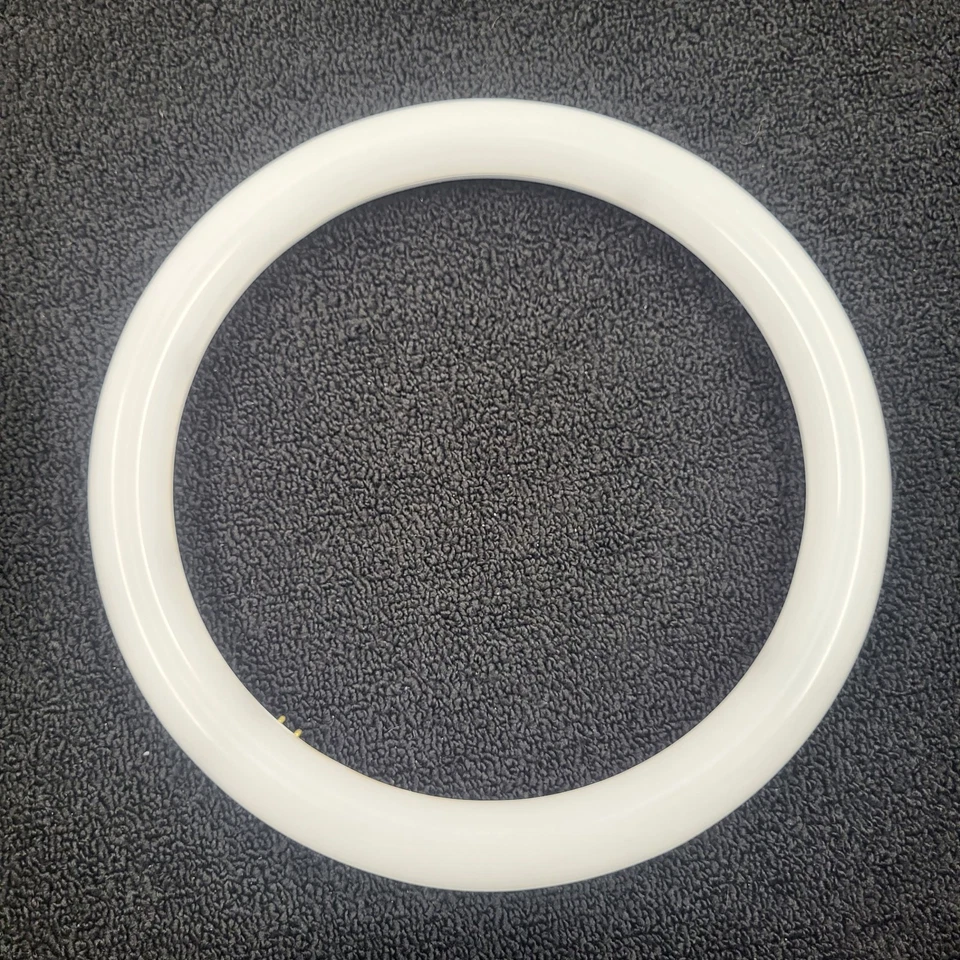 Feit Electric LED LINEARS 32 -Watt EQ T9 Cool white 4-pin circline LED General - Image 3 of 3