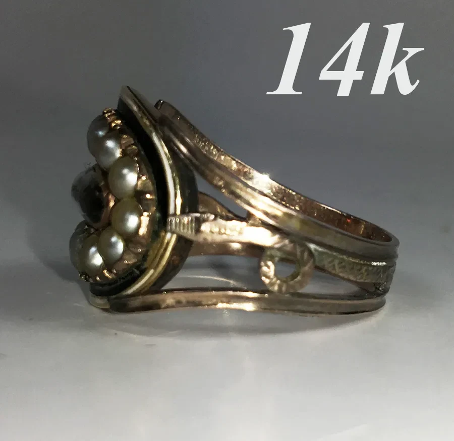 Georgian store snake ring