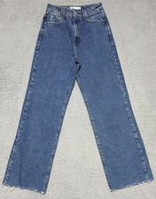 Zara Straight Leg High Rise Medium Wash Womens Jeans Size 2 24x28 Raw Hem