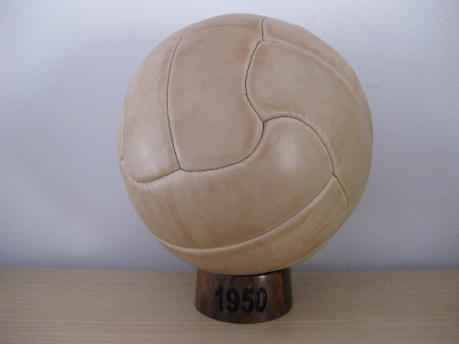 Pallone Da Calcio Duplo T Superball 1950 – Pelle 100% Cucita A Mano – Taglia 5 – Ispirato Ai Mondiali FIFA
