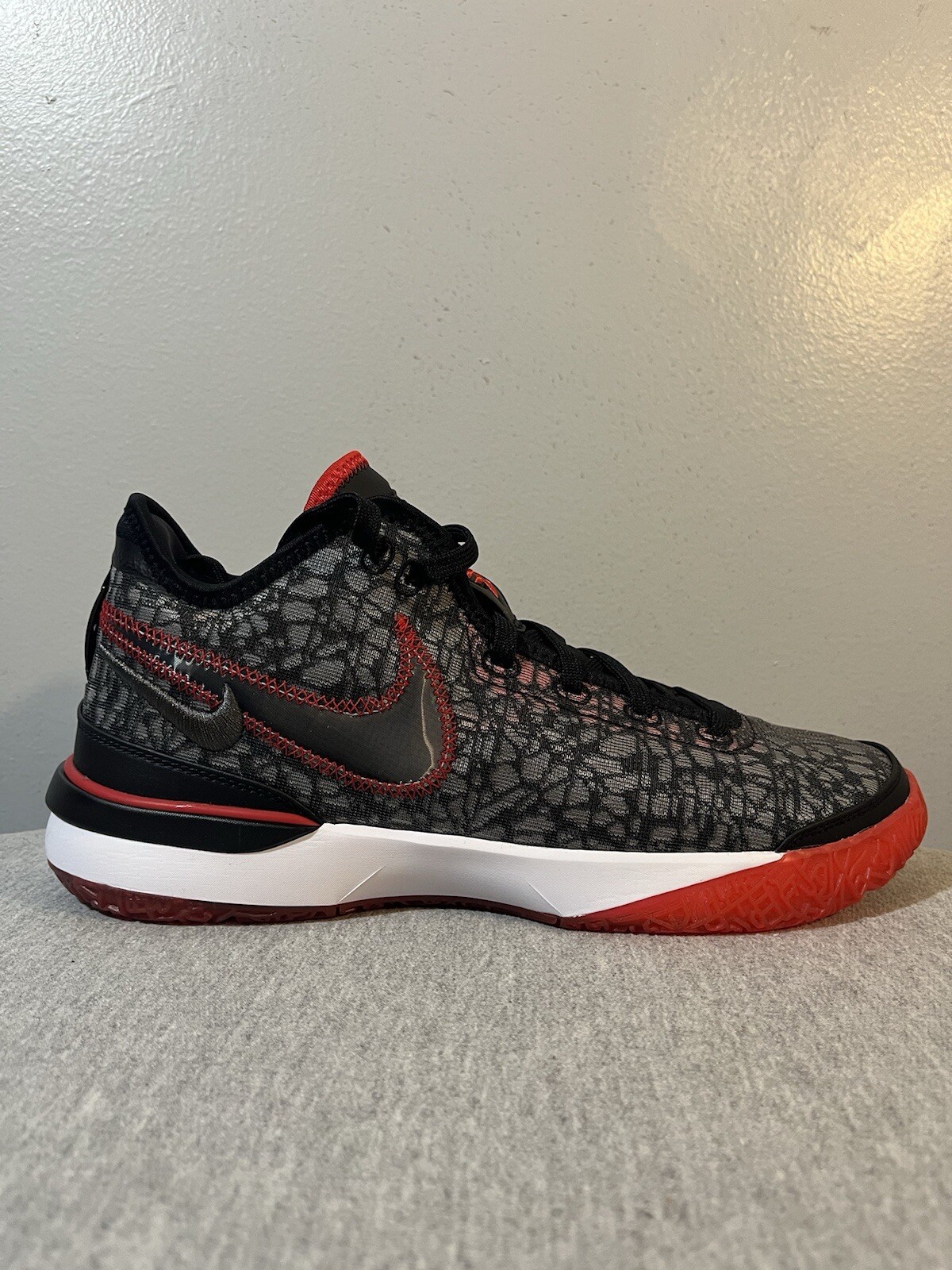 Nike Lebron Nexxt Gen Black/White Red Basketball Men's Shoe Size 11 DR8784 001