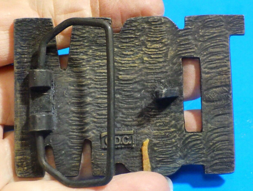 vintage brass belt buckle TOM 2 7/8X 2" defunct CDC metalworks 70's - Picture 2 of 3