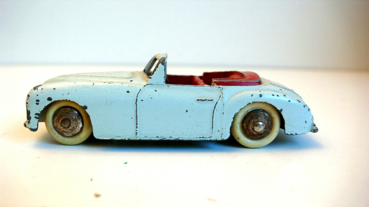 Dinky Toys France Simca 8 Sport (en l’état) réf : 24S