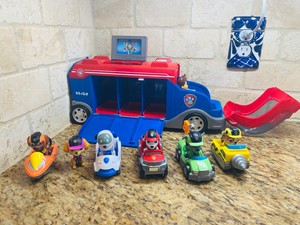 paw patrol rv bus
