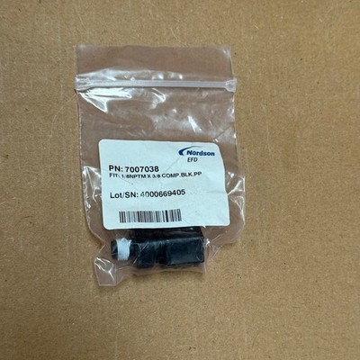Nordson EFD   7007038   Straight Tube Fitting 1/8 NPT to 3/8 Compression