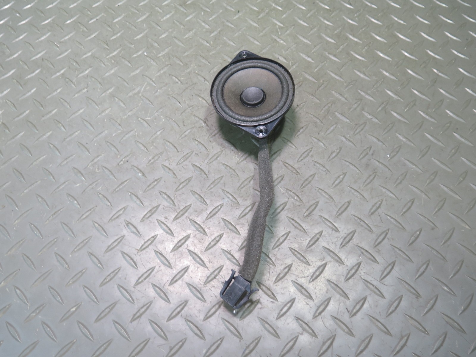 Bentley Flying Spur 2006-2012 REAR+RIGHT Speaker