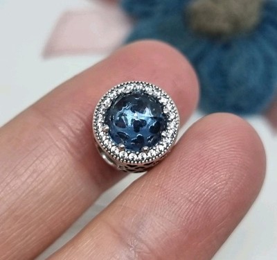 NEU Original Pandora Silber Mitternachtsblau Kristall Strahlende Herzen Charm  S925 ALE