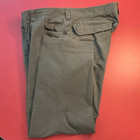 L.L.Bean Men’s Green Canvas Cargo Pants Regular Fit Straight Leg 42W Pockets — photo 1