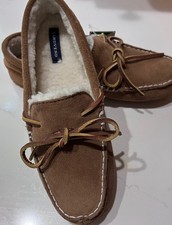 Lands End Womens Slipper Size 7 Sherpa lined hard bottom house shoe tan NWT