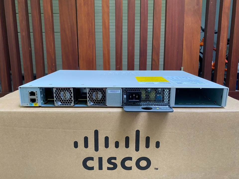 Novo Cisco ASR1002-X Via DHL ou Fedex - Imagem 4 de 4