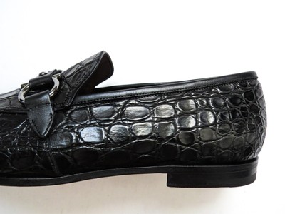 SALVATORE FERRAGAMO Black Crocodile Alligator Leather Shoes  display picture 1