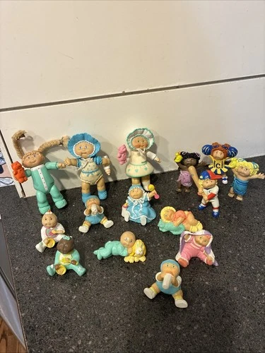 Vintage 1980’s Cabbage Patch Kids Doll Baby Mini PVC Figurines Lot Of 15