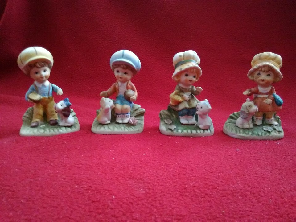 Lot 4 Vintage Home Interior Figurines 1403 Ceramic Boy Dog Girl Cat
