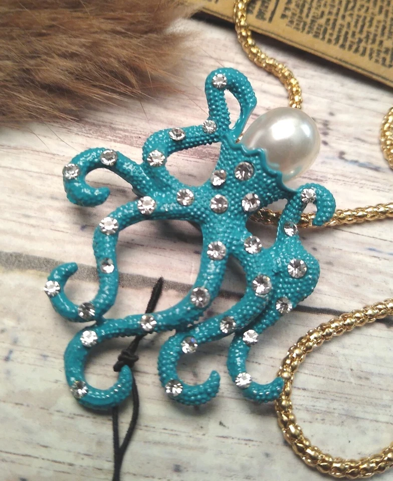 BETSEY JOHNSON NUEVO CON ETIQUETAS Colgante Forma Pulpo Color Turquesa Tono Dorado ¡NUEVO COLLAR! Foto 3 de 4