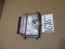 2004 Volvo S40  2.3L Turbo #1696 Engine Computer ECM ECU 079700-9132