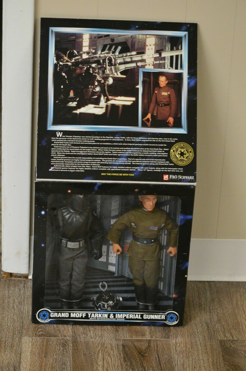 Star Wars Collector Series Grand Moff Tarkin & Imperial Gunner Set