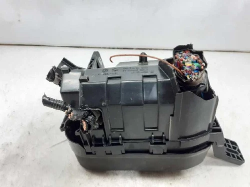 D09Q66767 Caja Reles/Fusibles para MAZDA CX-3 (DK) Style+ 2016 4817977 - Imagen 3 de 10