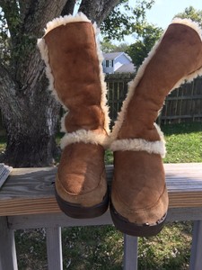 tan uggs tall
