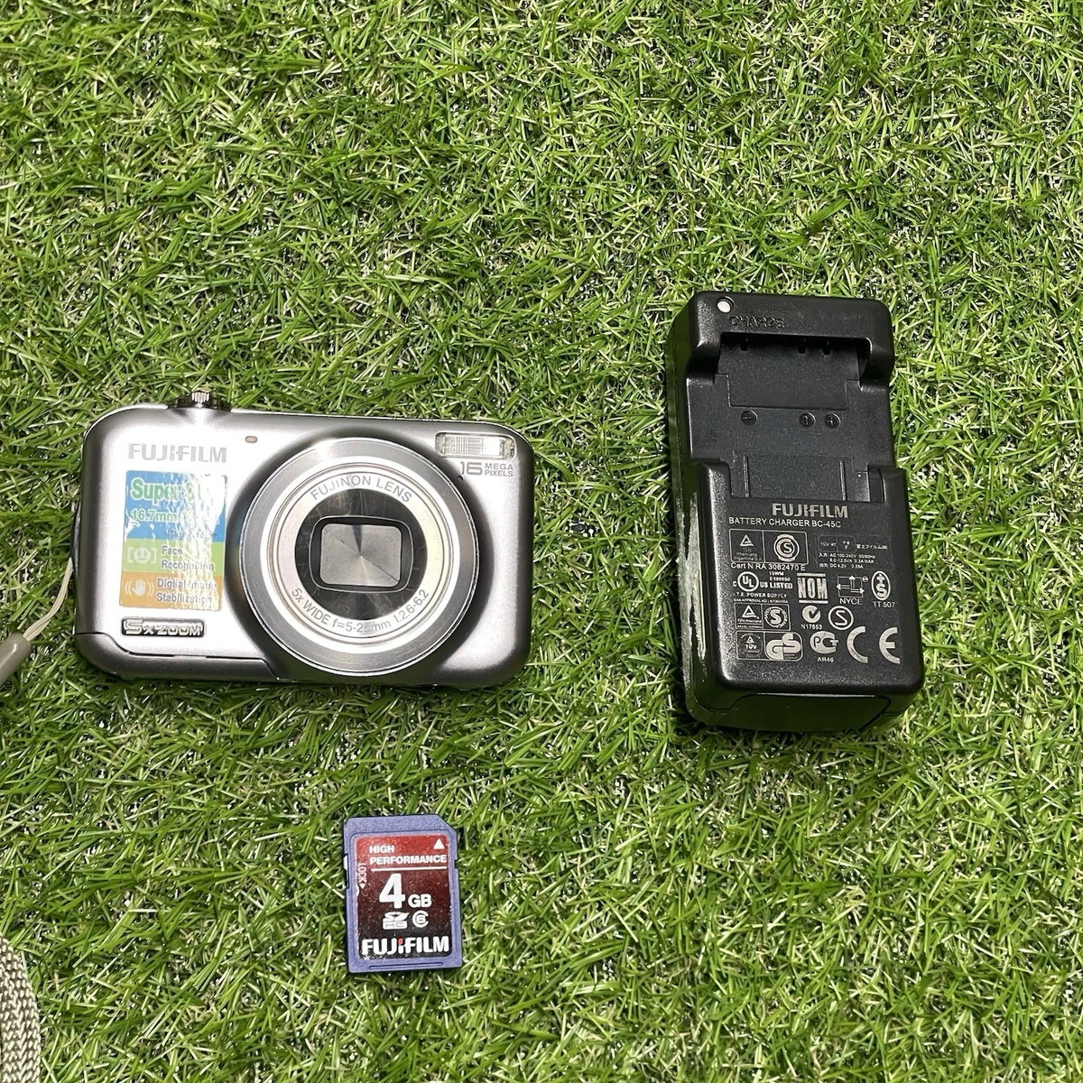 Fujifilm FinePix J Series Digital Cameras 14-16.9 MP Maximum