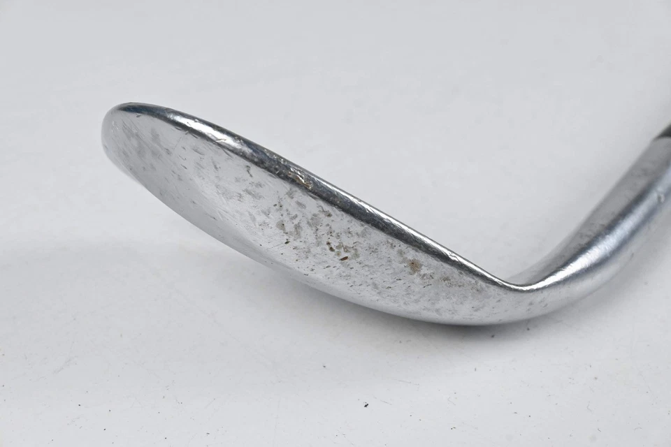 Nike VR V-Rev Lob Wedge / 60 Degree / Stiff Flex Dynamic Gold Shaft - Image 3 of 4