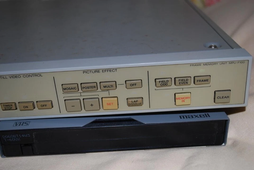 Unidad de memoria Sony Frame Mpu-F100 usada equipo de transmisión de video operativo Foto 3 de 4