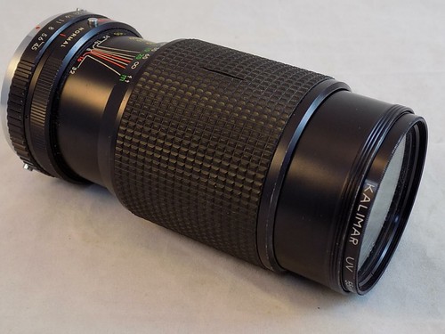 ROKINA CAMERA LENS Auto Tele Zoom Macro 1:4.5 80~200mm No. 801501 w/ UV filter