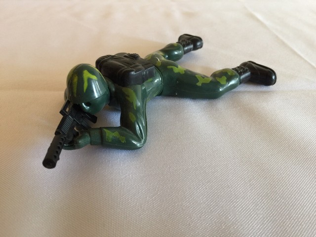 crawling soldier toy