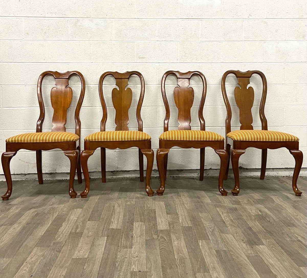 椅子 vintage USA UNIVERSAL chair Vintage Universal Furniture Queen Anne Style Dining Chairs