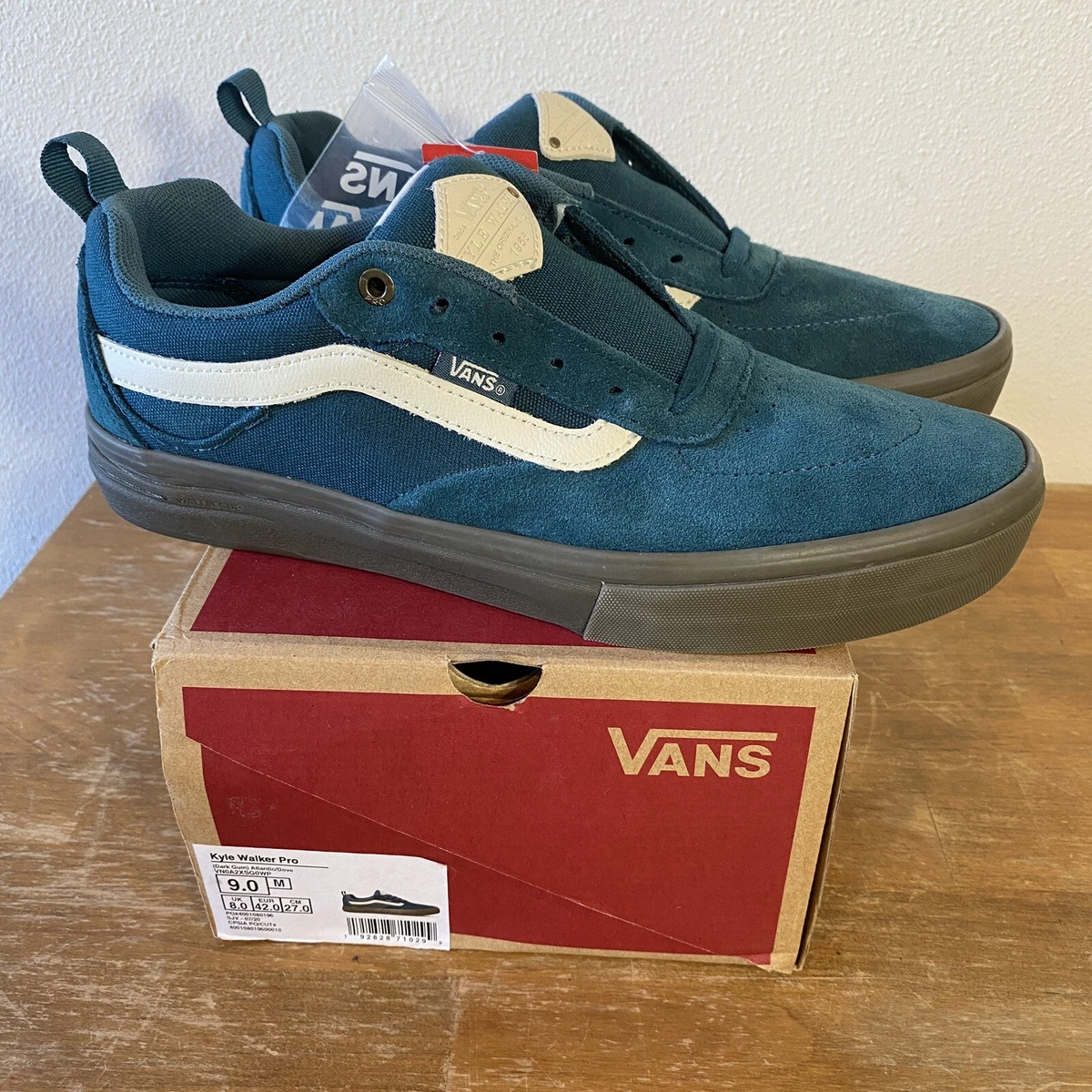 Red kyle walker vans discount