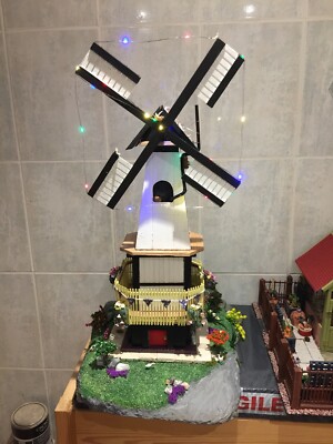 OOAK .. Windy Place Windmill ... *** 1:24 Scale  Diorama ***