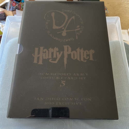 Harry Potter Dumbledore‘s Army Jumbo Costume Card Set 5- 2010 Artbox SDCC Exclu - Picture 9 of 9