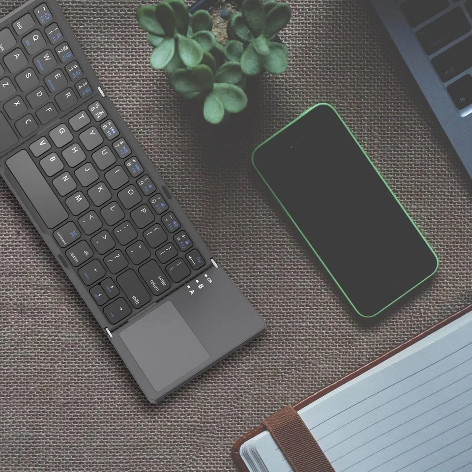 Portable Foldable Wireless Bluetooth Keyboard with Touchpad B033 - Image 4 of 4