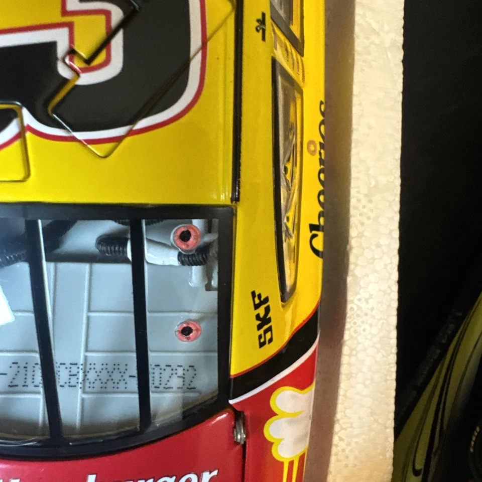 2009  Clint Bowyer #33 Cheerios Impala 1:24 Scale NASCAR Diecast - Image 4 of 4