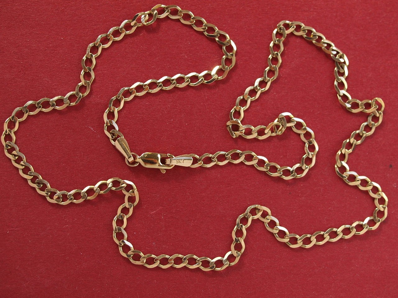 Solid 9ct yellow gold flat curb Chain Necklace - image 1