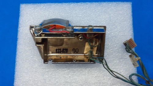 IGT M Slot Backlit .25 Coin Head -=SUPERFAST SHIPPING=- - Picture 2 of 4