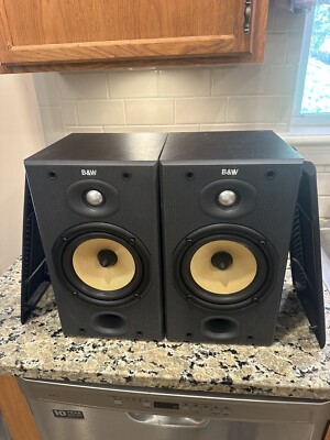 Bowers & Wilkins 601 S2 Edition Bookshelf Speaker - Black Vintage