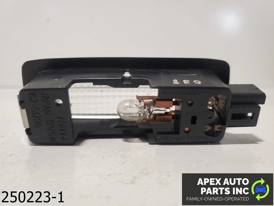 Lámpara luz maletero escotilla carga interior trasero derecho Subaru Tribeca 2006-2007 OEM Foto 4 de 4