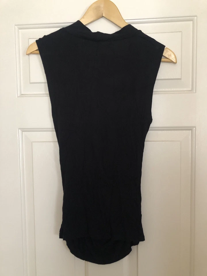 Top Michael Stars para mujer negro sin mangas profundo en V imitación envolvente talla única OS Foto 3 de 4